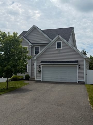 19 Lighthouse Ln, Westminster, MA 01473