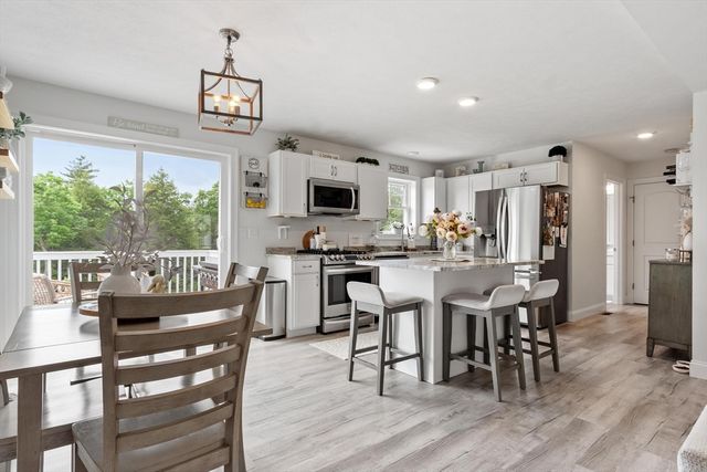 19 Lighthouse Ln, Westminster, MA 01473