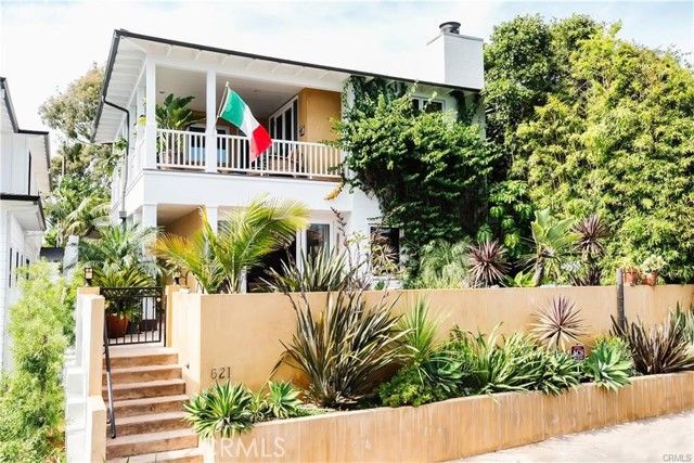 621 31st, Manhattan Beach, CA 90266