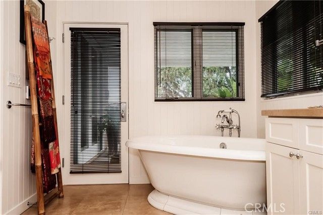 621 31st, Manhattan Beach, CA 90266