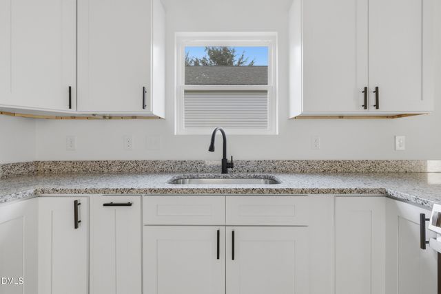 518 N Beaumont Avenue, Burlington, NC 27217