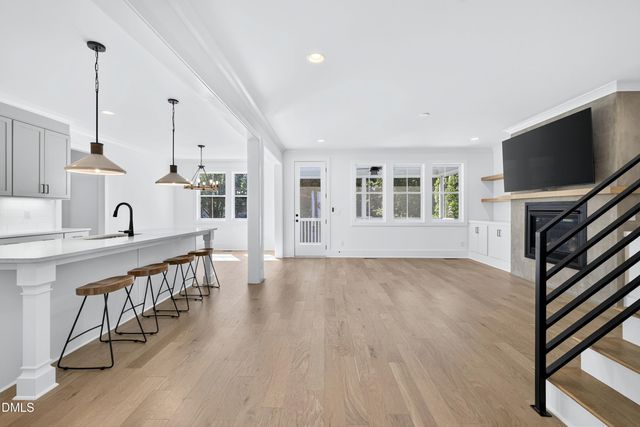 105 Sandmans Cove Place, Cary, NC 27513