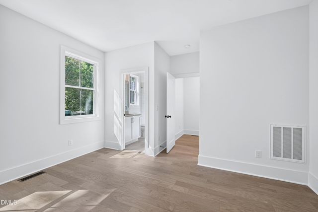 105 Sandmans Cove Place, Cary, NC 27513