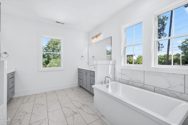 105 Sandmans Cove Place, Cary, NC 27513