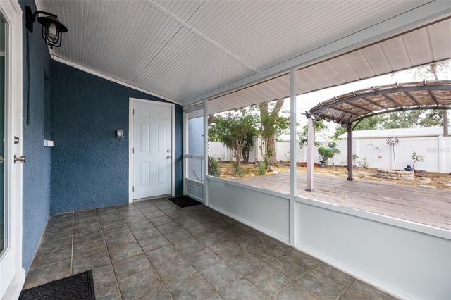6275 51ST AVENUE N, St Petersburg, FL 33709