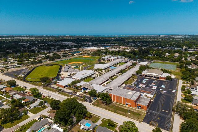 6275 51ST AVENUE N, St Petersburg, FL 33709