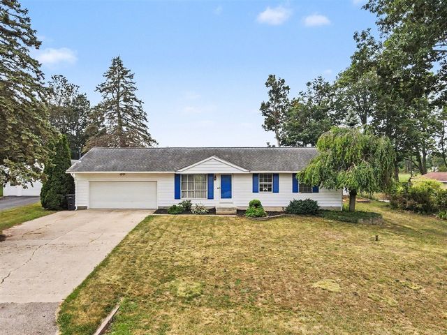 1684 Selly Oak Avenue, Dorr, MI 49323
