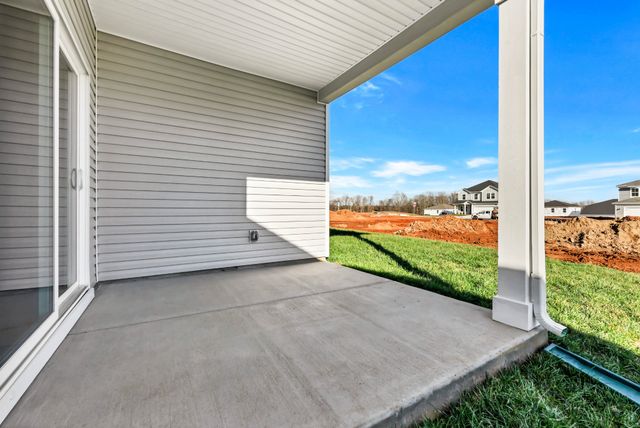 2356 Woodmeadow Dr, Clarksville, TN 37043