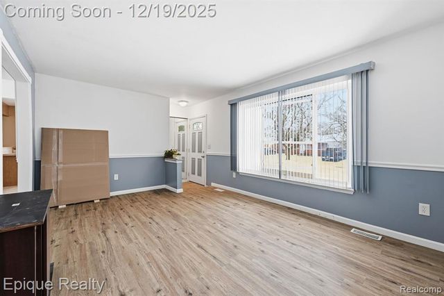 4052 Burton Street, Inkster, MI 48141