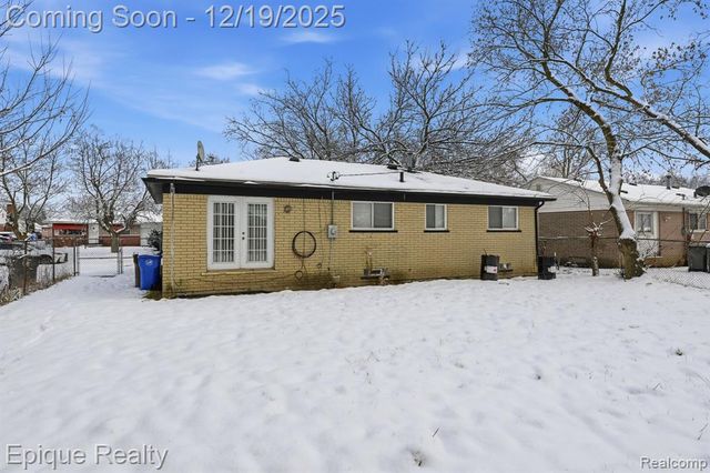 4052 Burton Street, Inkster, MI 48141