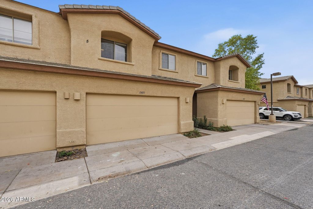 15671 N 29TH Street, Phoenix, AZ 85032 — photo 2