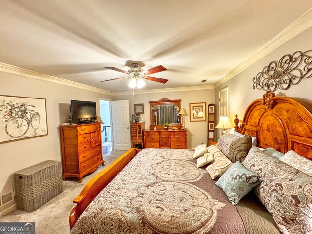 1018 Riverside Drive, Lagrange, GA 30240