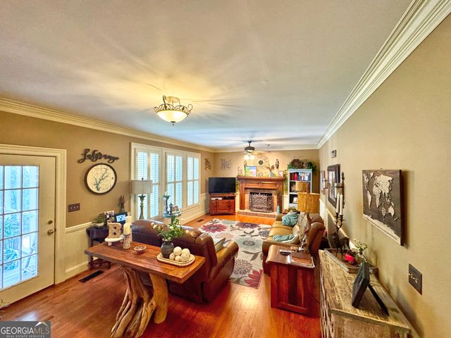 1018 Riverside Drive, Lagrange, GA 30240