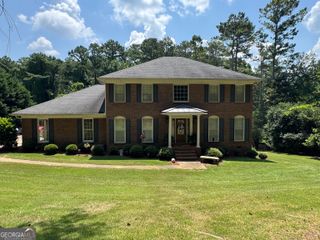 1018 Riverside Drive, Lagrange, GA 30240