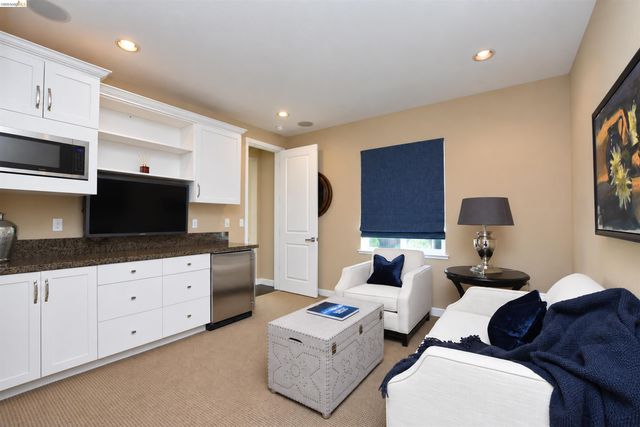 682 Norwood Ct, Brentwood, CA 94513