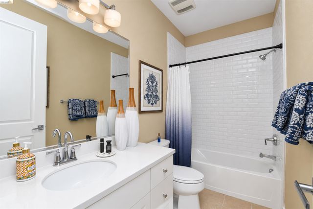 682 Norwood Ct, Brentwood, CA 94513