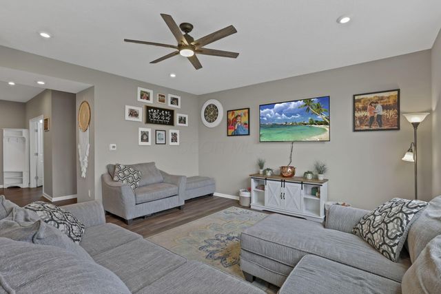 30 Bazler Lane, South Bloomfield, OH 43103