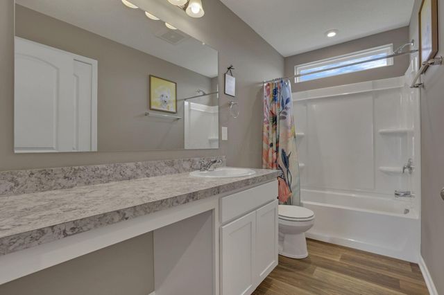 30 Bazler Lane, South Bloomfield, OH 43103