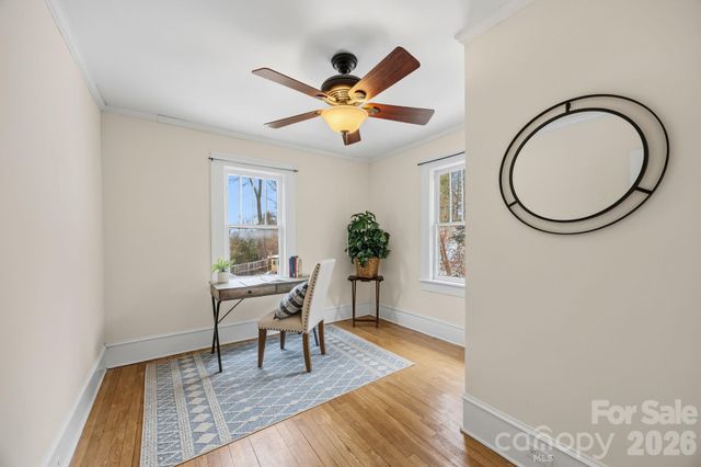 45 Woodvale Avenue, Asheville, NC 28804