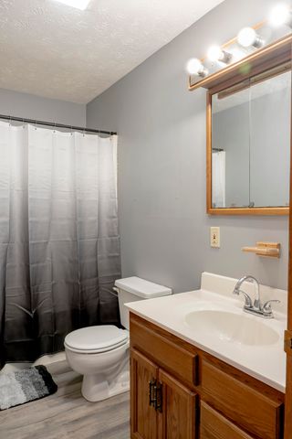 679B Bell Phipps Road, Monticello, KY 42633