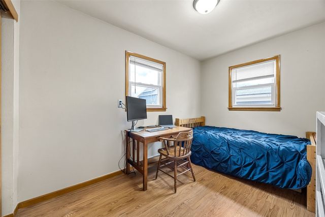 1114 11th Street NW, Cedar Rapids, IA 52405