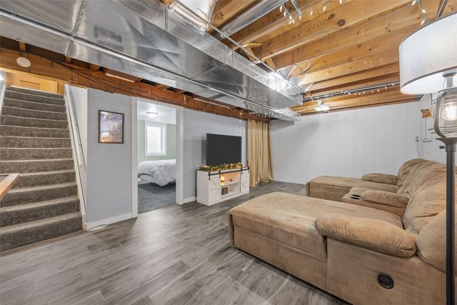 1114 11th Street NW, Cedar Rapids, IA 52405