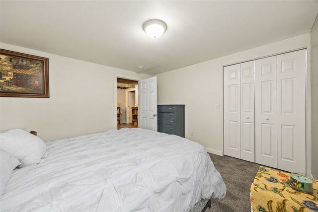 1114 11th Street NW, Cedar Rapids, IA 52405