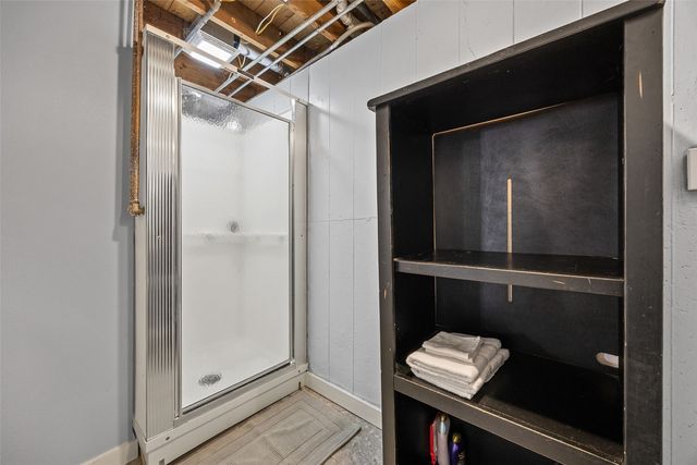 1114 11th Street NW, Cedar Rapids, IA 52405