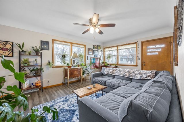 1114 11th Street NW, Cedar Rapids, IA 52405