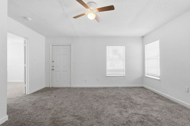2212 Lea Crest Drive, Dallas, TX 75216