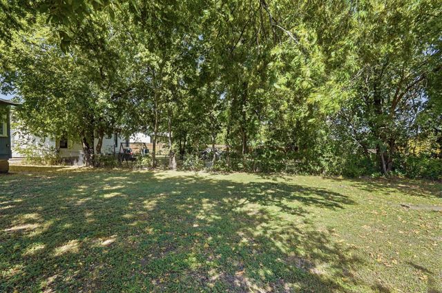2212 Lea Crest Drive, Dallas, TX 75216