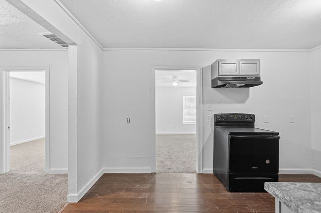 2212 Lea Crest Drive, Dallas, TX 75216