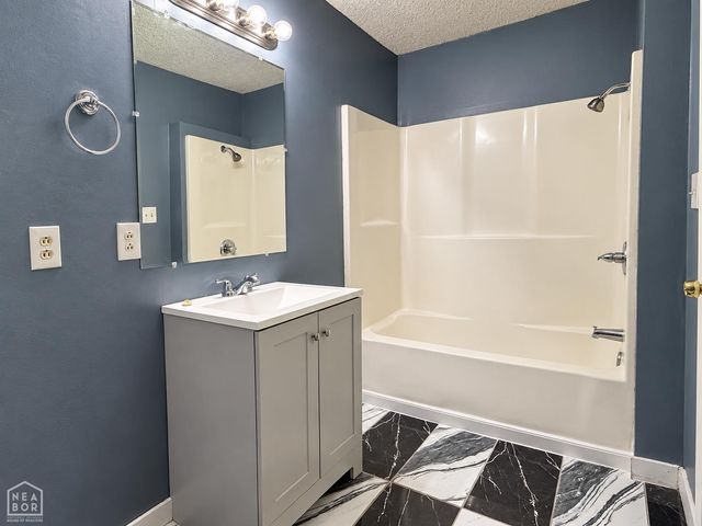 404 W Easy Street, Jonesboro, AR 72401