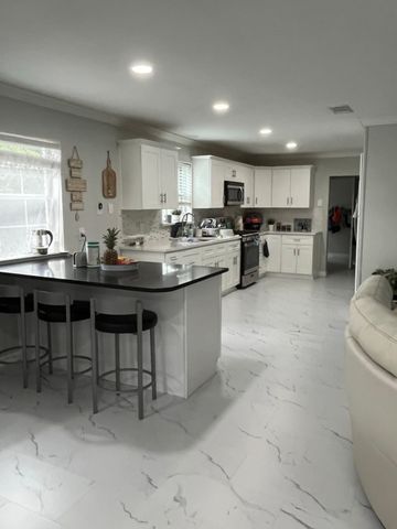5979 Charlestown Drive, Dallas, TX 75230