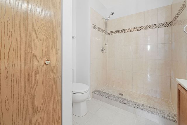 1529 Keystone Court, Elgin, IL 60120