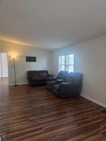 970 S Tolstoi Dr, Pueblo West, CO 81007