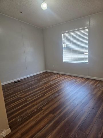 970 S Tolstoi Dr, Pueblo West, CO 81007