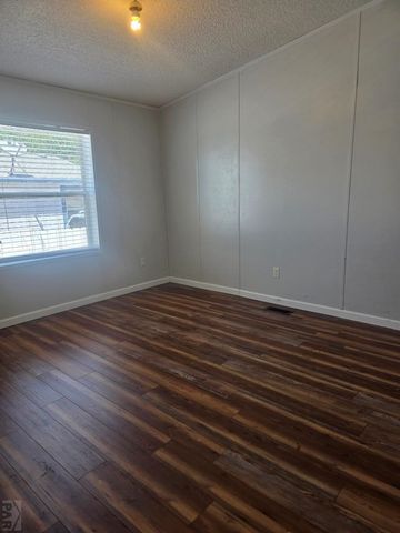 970 S Tolstoi Dr, Pueblo West, CO 81007