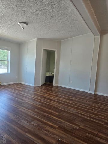 970 S Tolstoi Dr, Pueblo West, CO 81007