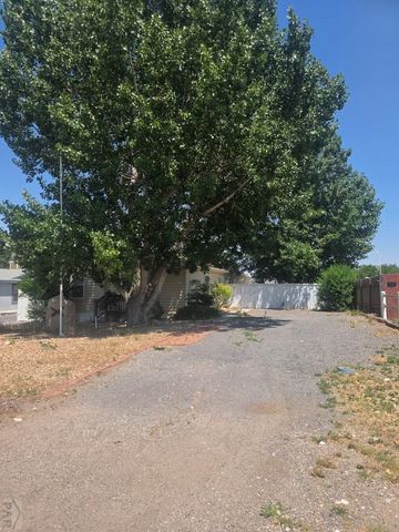 970 S Tolstoi Dr, Pueblo West, CO 81007