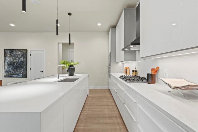 2825 Dorris Street, Dallas, TX 75215