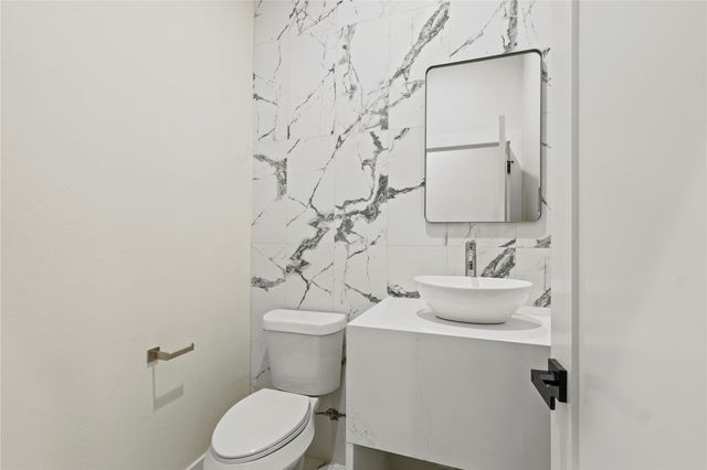 2825 Dorris Street, Dallas, TX 75215