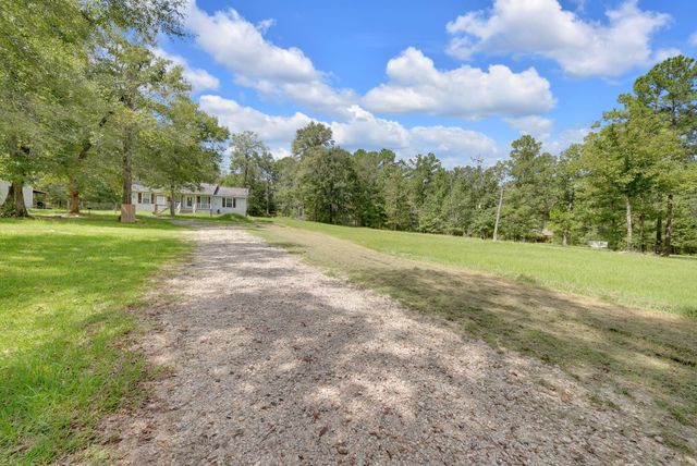 106 Bolton Way W, Livingston, TX 77351