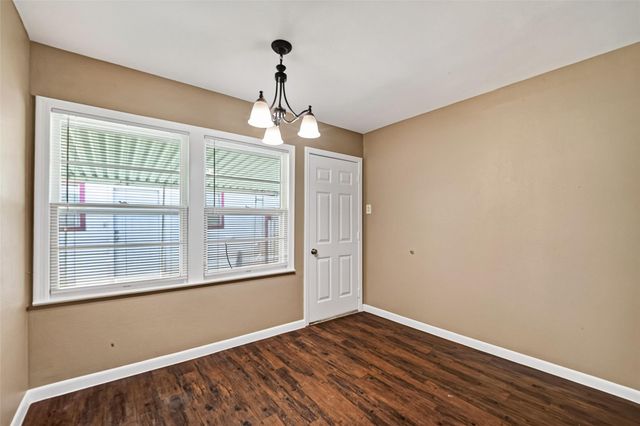 2013 Terrace Lane, Baytown, TX 77520