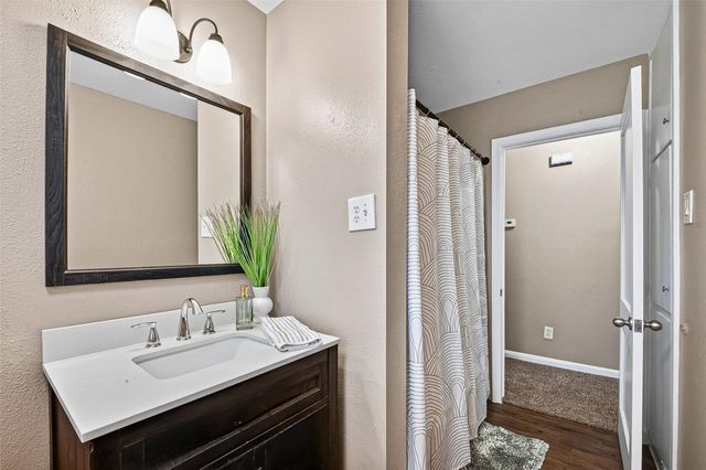 2013 Terrace Lane, Baytown, TX 77520