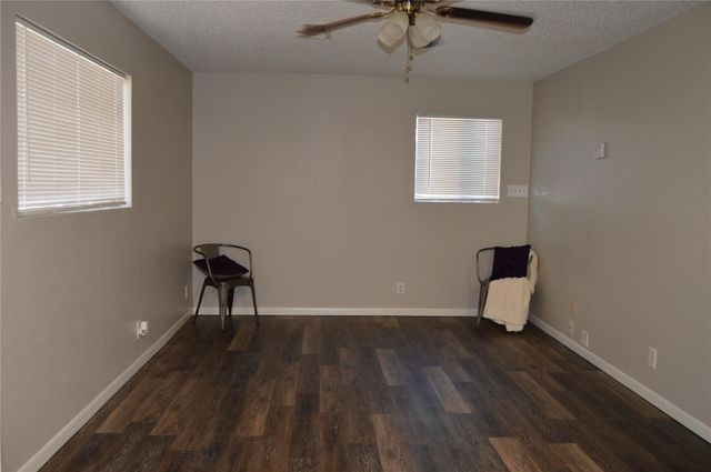 2013 Terrace Lane, Baytown, TX 77520