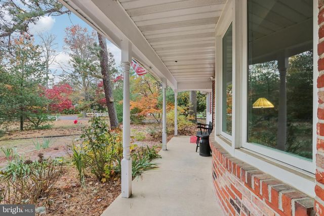 70 OAKWOOD DR, Medford, NJ 08055