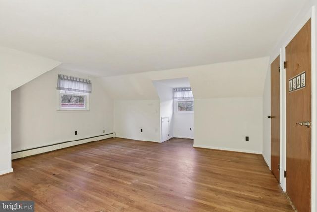 70 OAKWOOD DR, Medford, NJ 08055