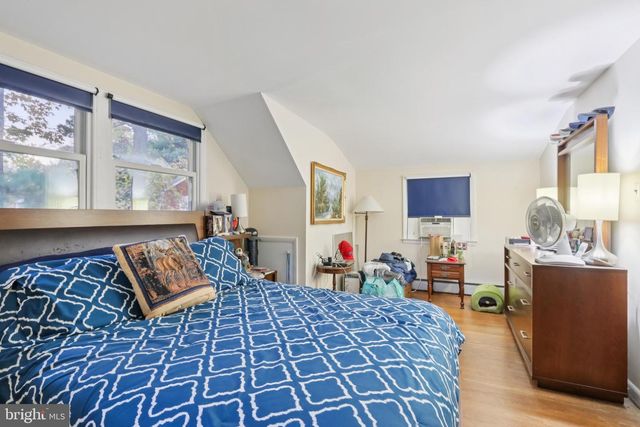 70 OAKWOOD DR, Medford, NJ 08055