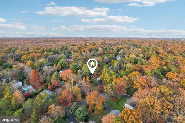 70 OAKWOOD DR, Medford, NJ 08055